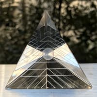 アナザーワールド多元ピラミッド